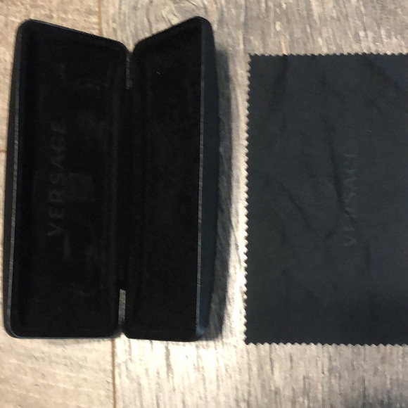 VERSACE Glasswear (Frame For Sale) Made In Italy - Picture 4 of 11